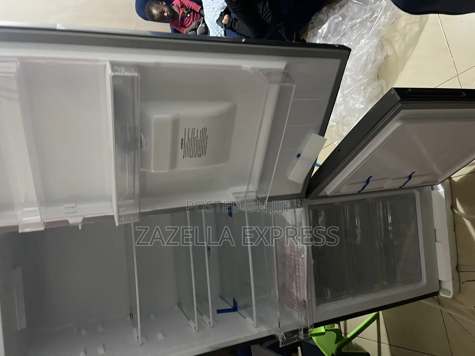 Chiq 340l Fridge