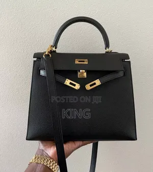 Good Vibes Kelly Noir Handbag