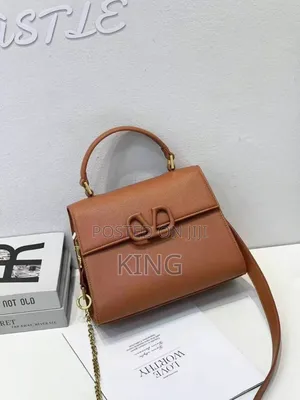 Roam Free Kelly Noir Handbag