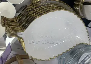Leaf Shaped Plates Set