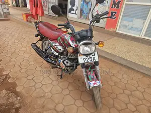 TVS HLX 125 2022 Red