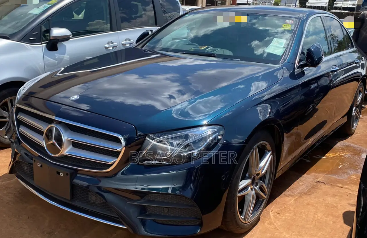 Mercedes-Benz E200 2016 Black