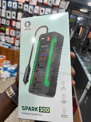 GREENLION 300watts QC Car Invertor