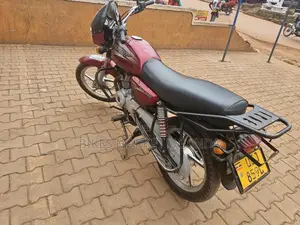 Bajaj Boxer 2017 Red