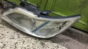 Headlamps Subaru Exiga