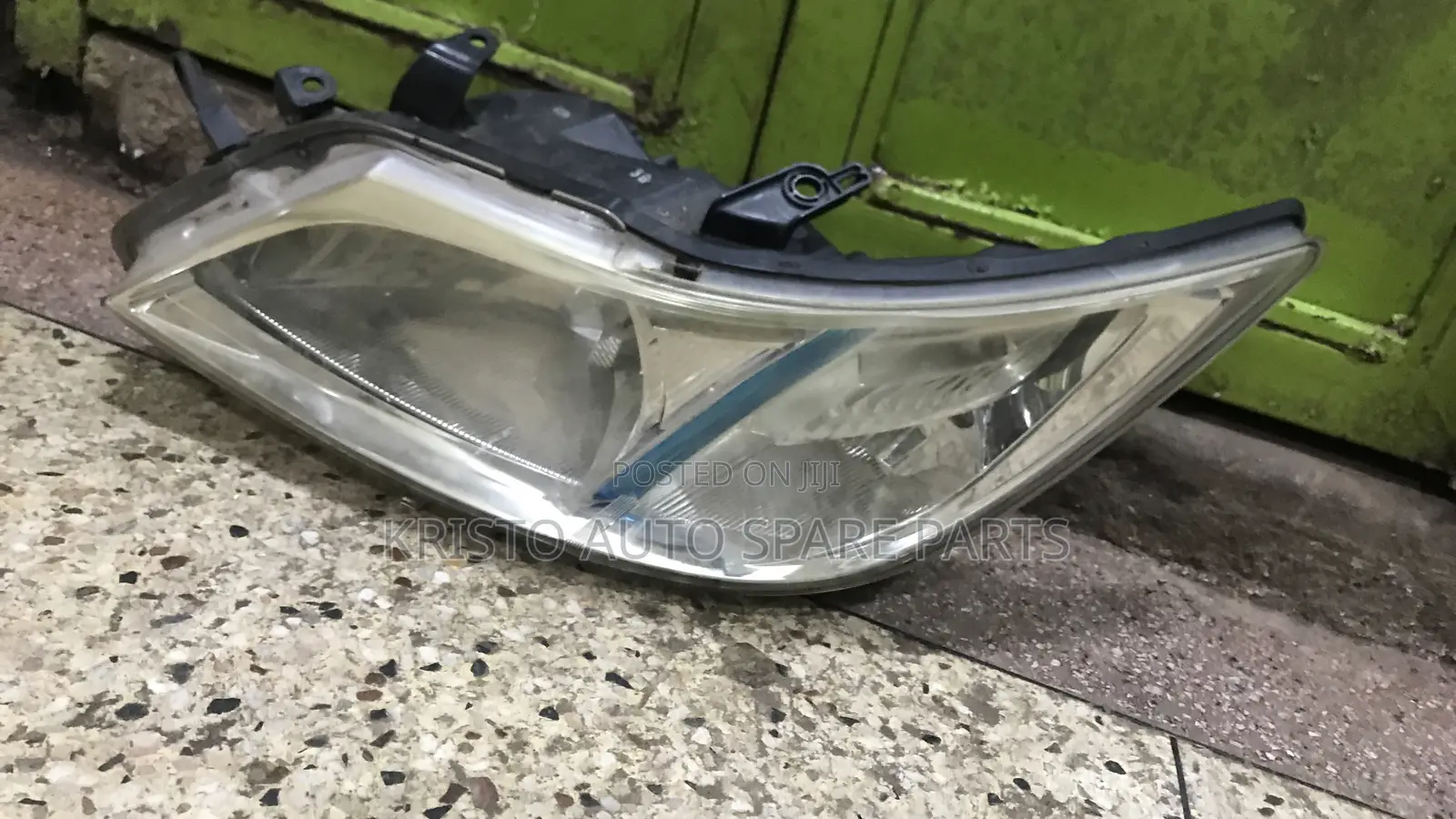 Headlamps Subaru Exiga