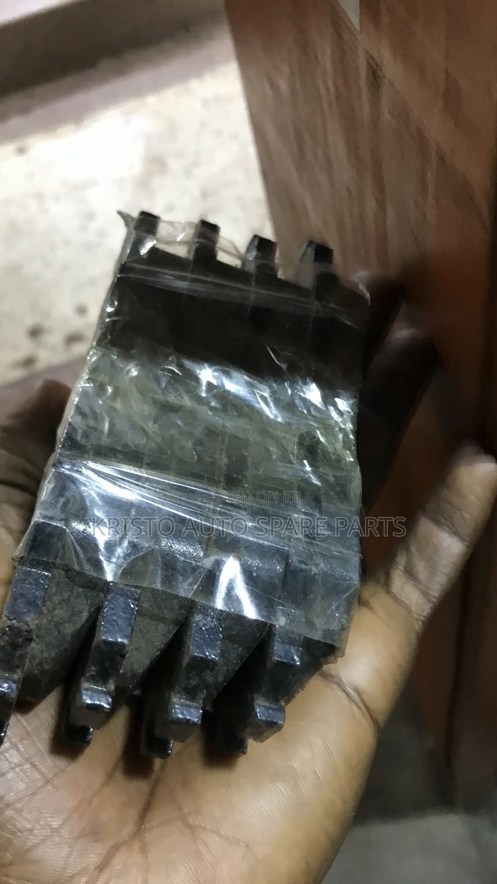Brake Pads Mitshubish Challenger