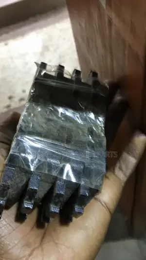 Brake Pads Mitshubish Challenger