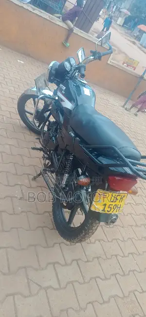 Hero Hunter 125 2023 Red