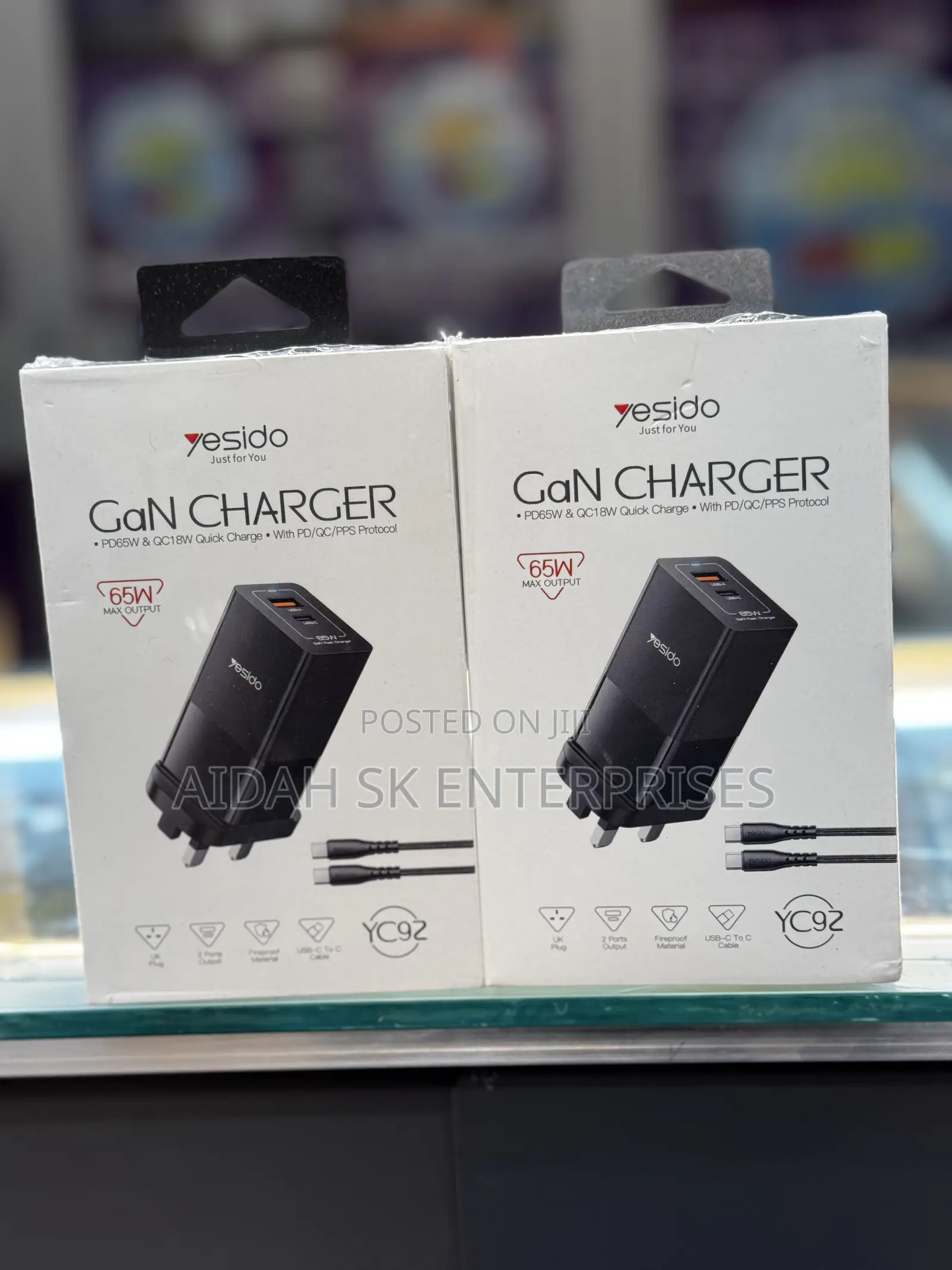YESIDO YC92 USB-A + Type-C Dual Port 65W Fast Charging
