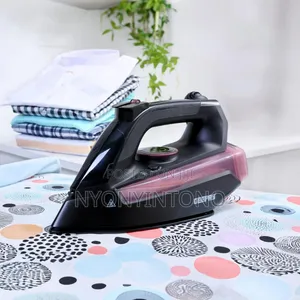 Geepas High Quality Commercial Steam Iron