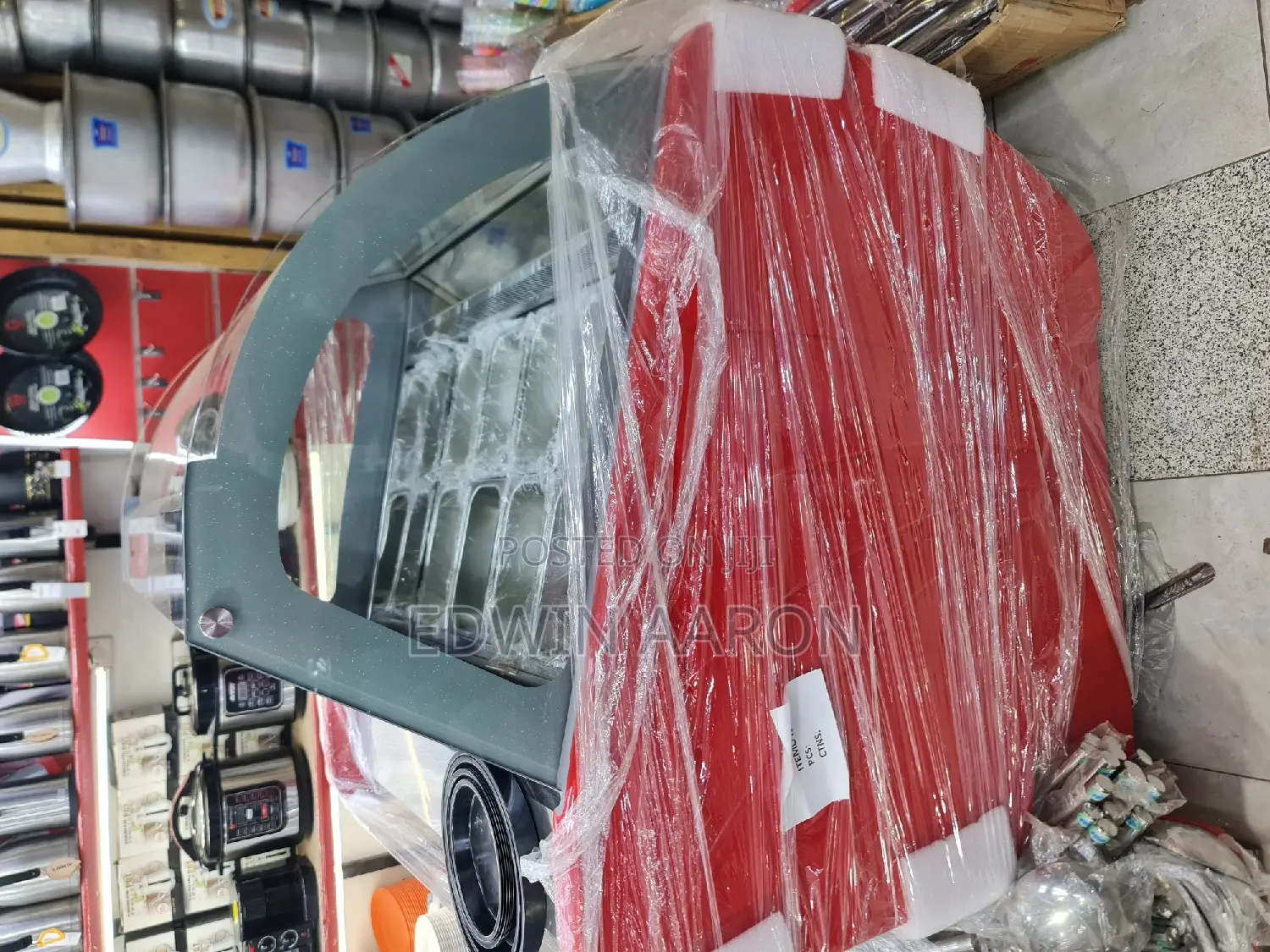 Icecream Display Machine