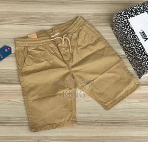 Cactus Kaki Shorts. Fit Shorts
