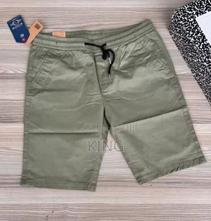 Serene Kaki Shorts. Fit Shorts