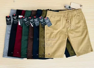Sync Kaki Shorts. Fit Shorts