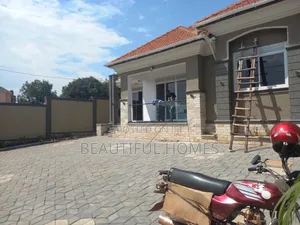 Furnished 4bdrm House in Kira for sale