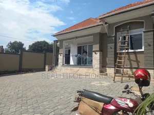 Furnished 4bdrm House in Kira for sale