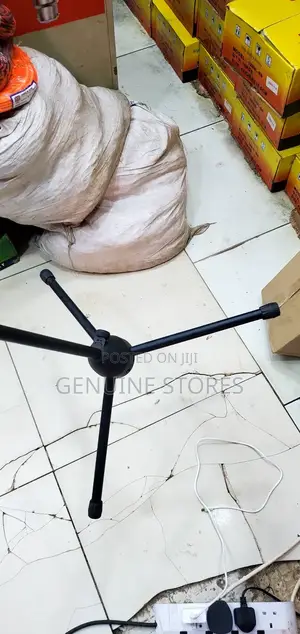 Tripod Microphone Stand
