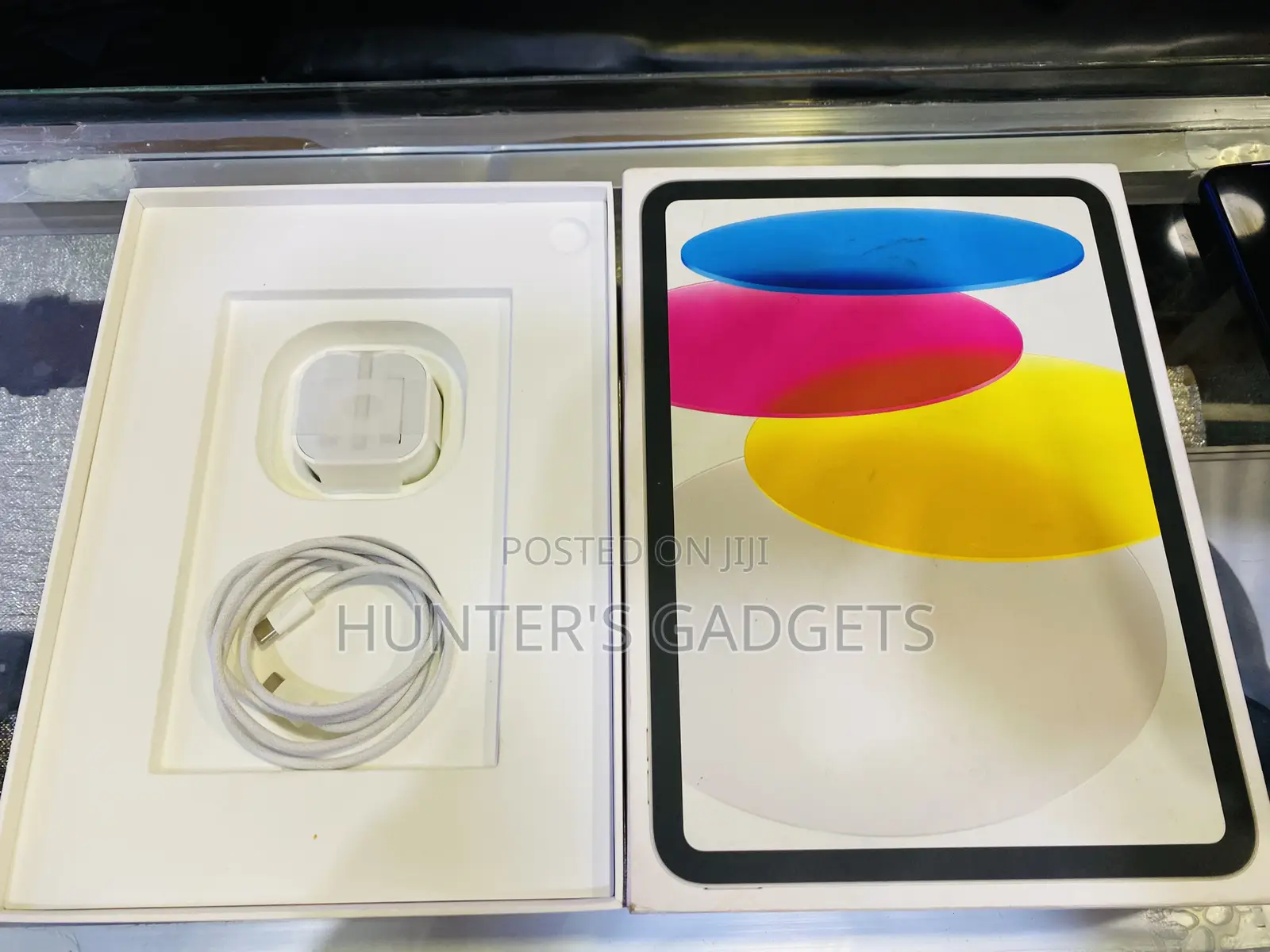 New Apple iPad 10.2 (2020) Wi-Fi 64 GB Silver