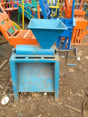 Cruher for Crushing Charcoal