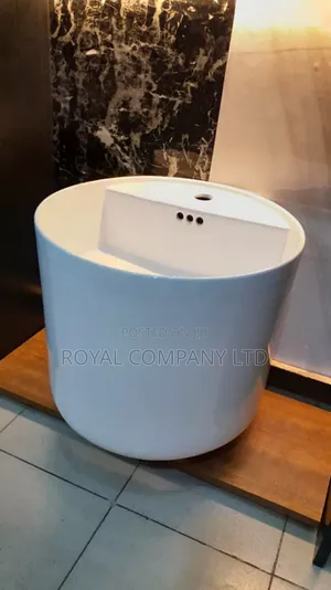 Hand Wash Sink/Wall Mount