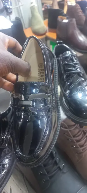 Boys Classic Shing Shoes