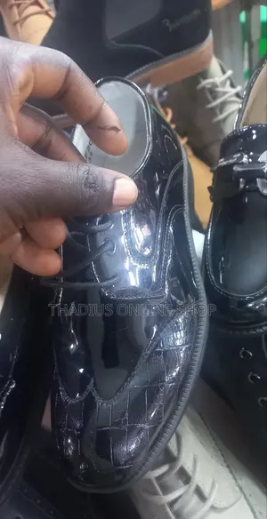 Boys Classic Innovative Shoes