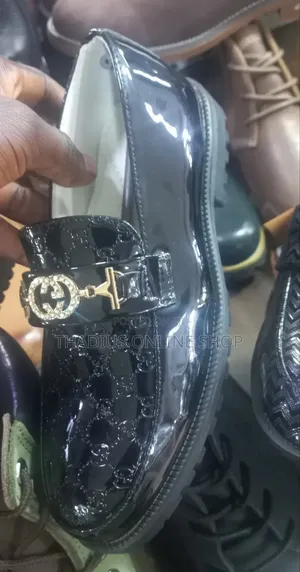 Boys Pioneer Classic Shoes