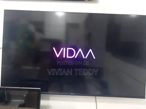55" Hisense TV Smart With Nettflix