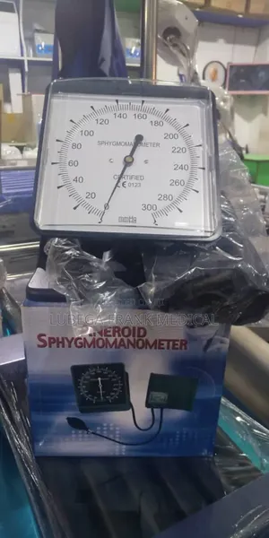 Aneroid Sphygmomanometer Desktop BP Machine