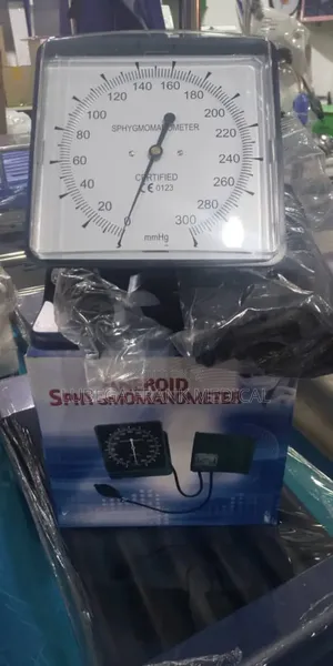 Aneroid Sphygmomanometer Desktop BP Machine