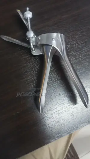 Vaginal Speculum 2