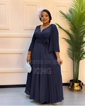 Prize Rose Design Dress