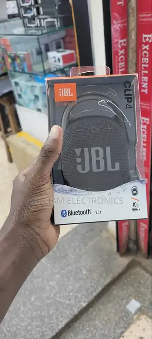 Black JBL Speaker/Clip 4 Harman JBL Speaker