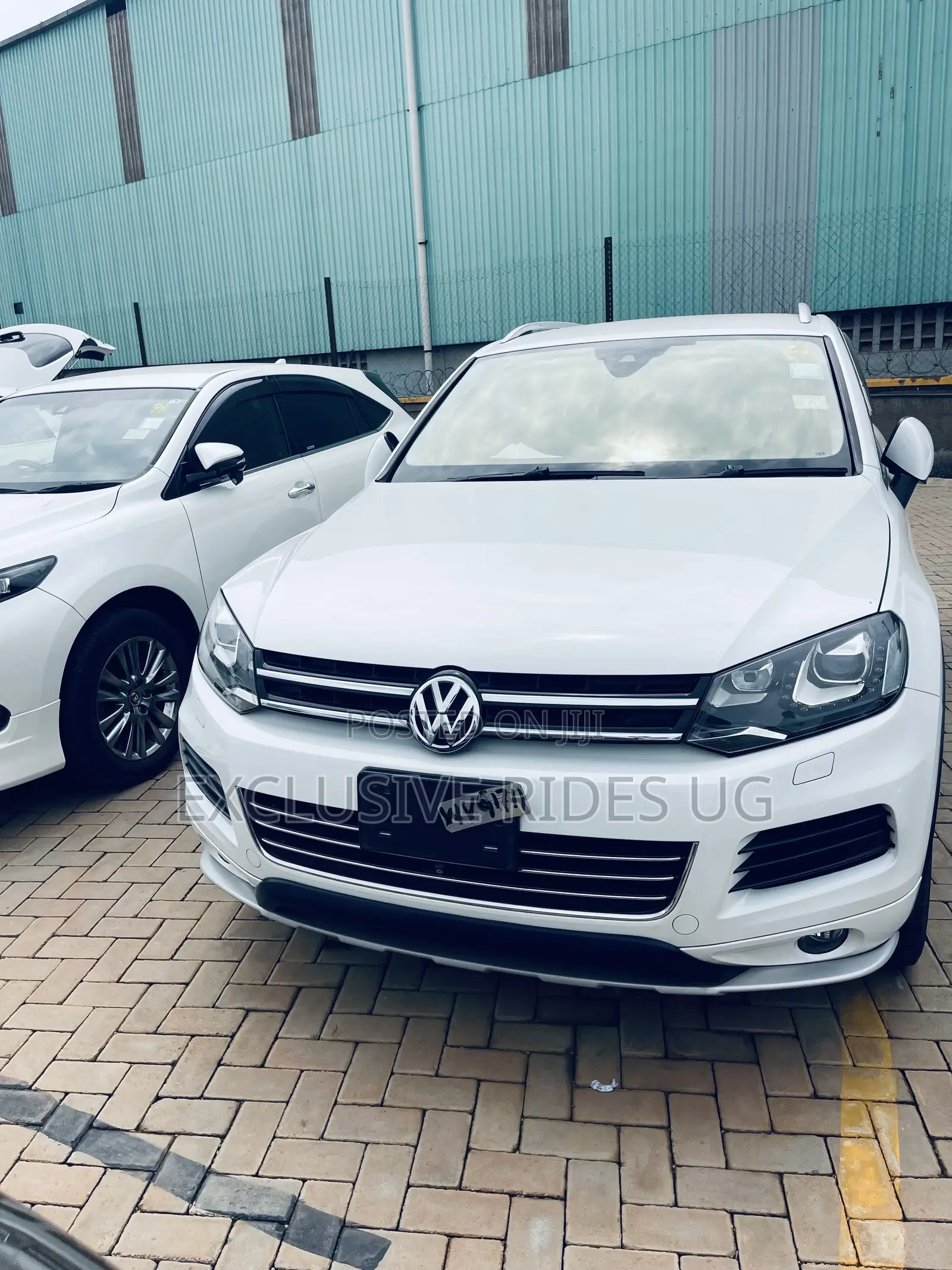 Volkswagen Touareg 2012 White