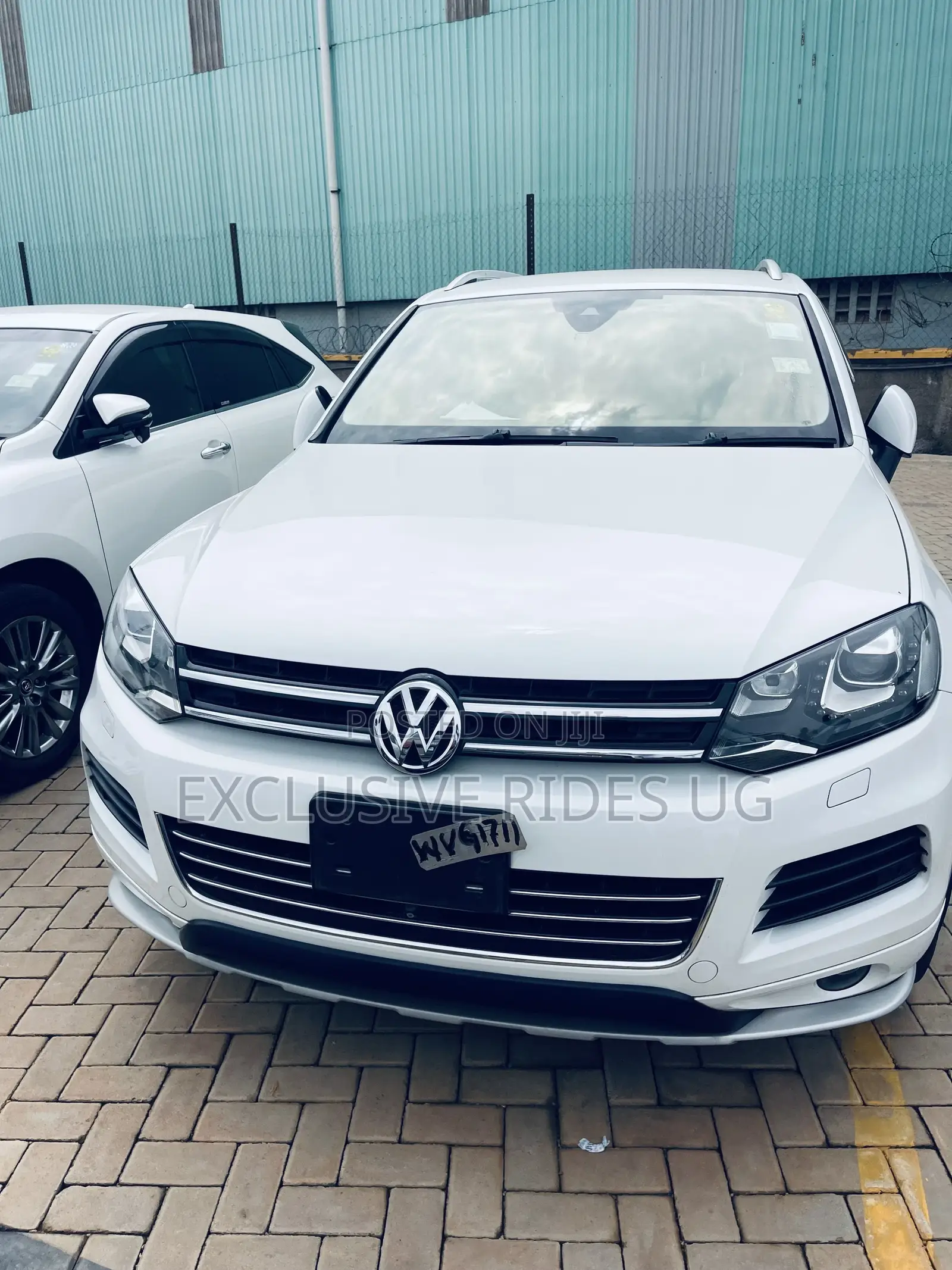 Volkswagen Touareg 2012 White