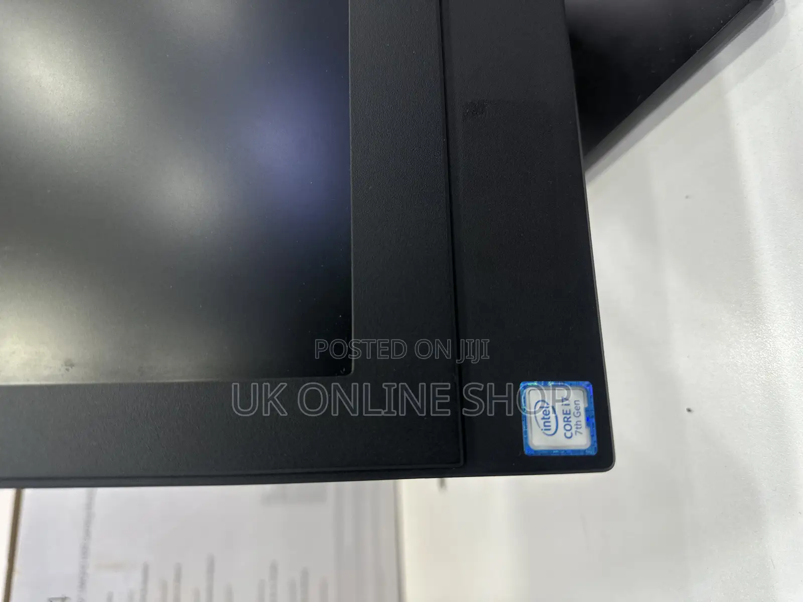 Desktop Computer Dell OptiPlex 7070 8GB Intel Core I7 SSD 256GB