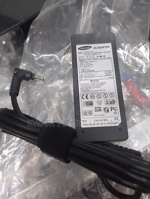 Samsung Laptop Charger (Small Pin)