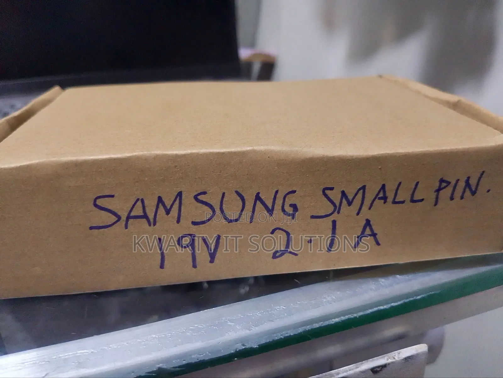 Samsung Laptop Charger (Small Pin)