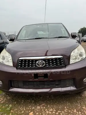 Toyota Rush 1.5 AWD 2010 Burgundy