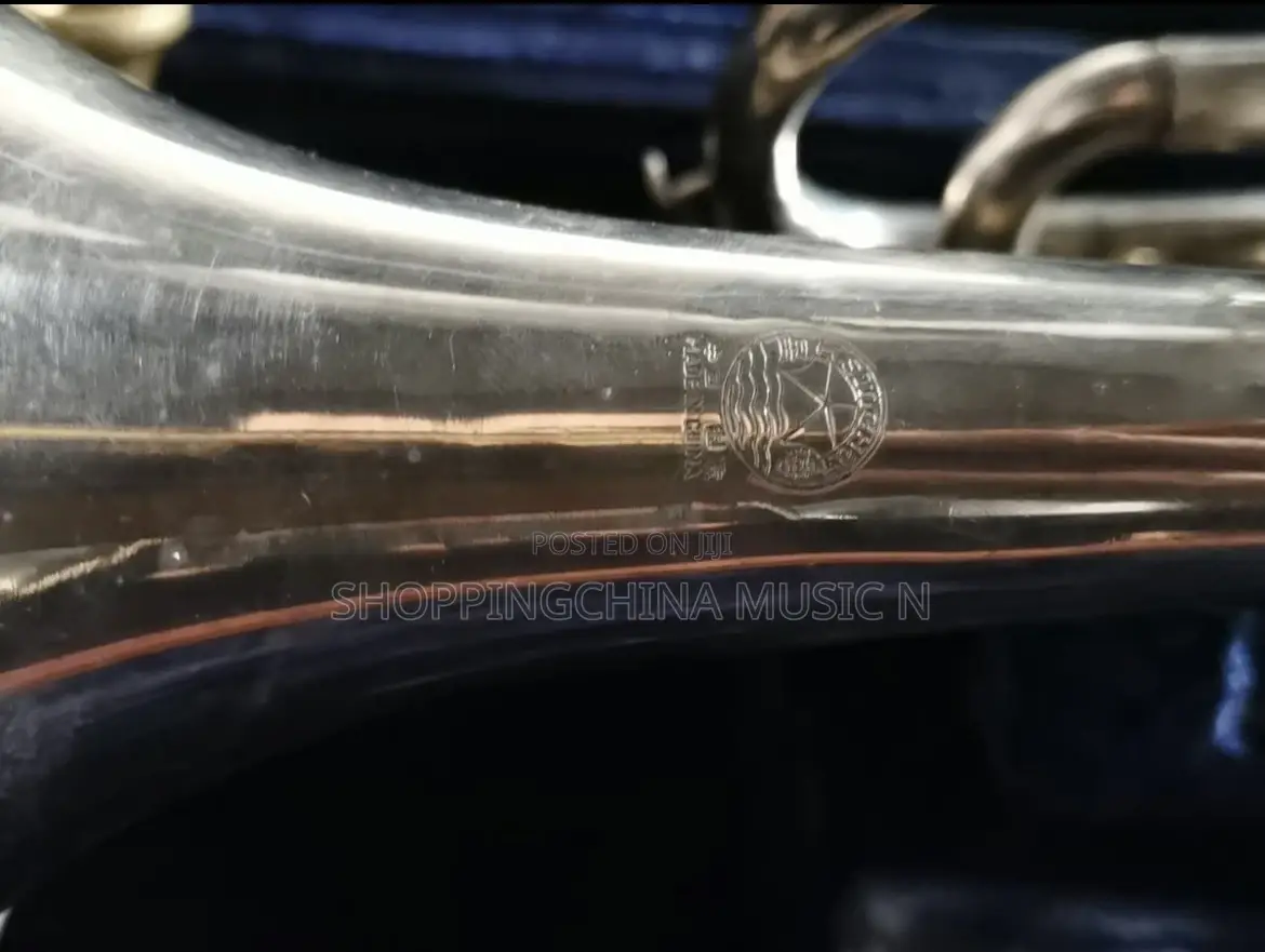 Professional Metallic Gold Trumpet Musical