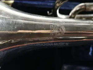 Professional Metallic Gold Trumpet Musical