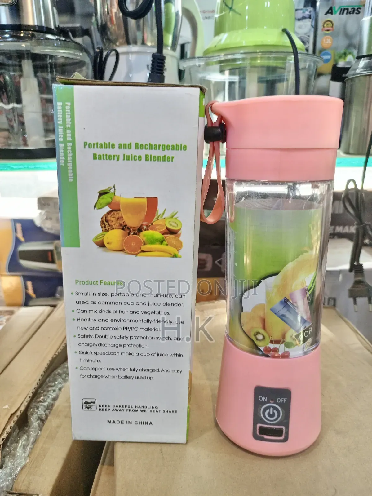 Portable and Rechargeable Juice Blender.