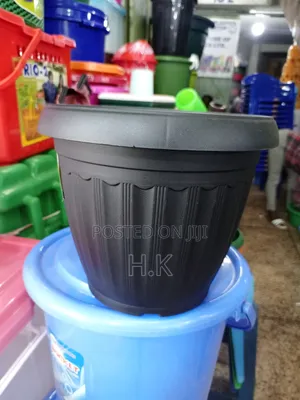 Plastic Plant Pot