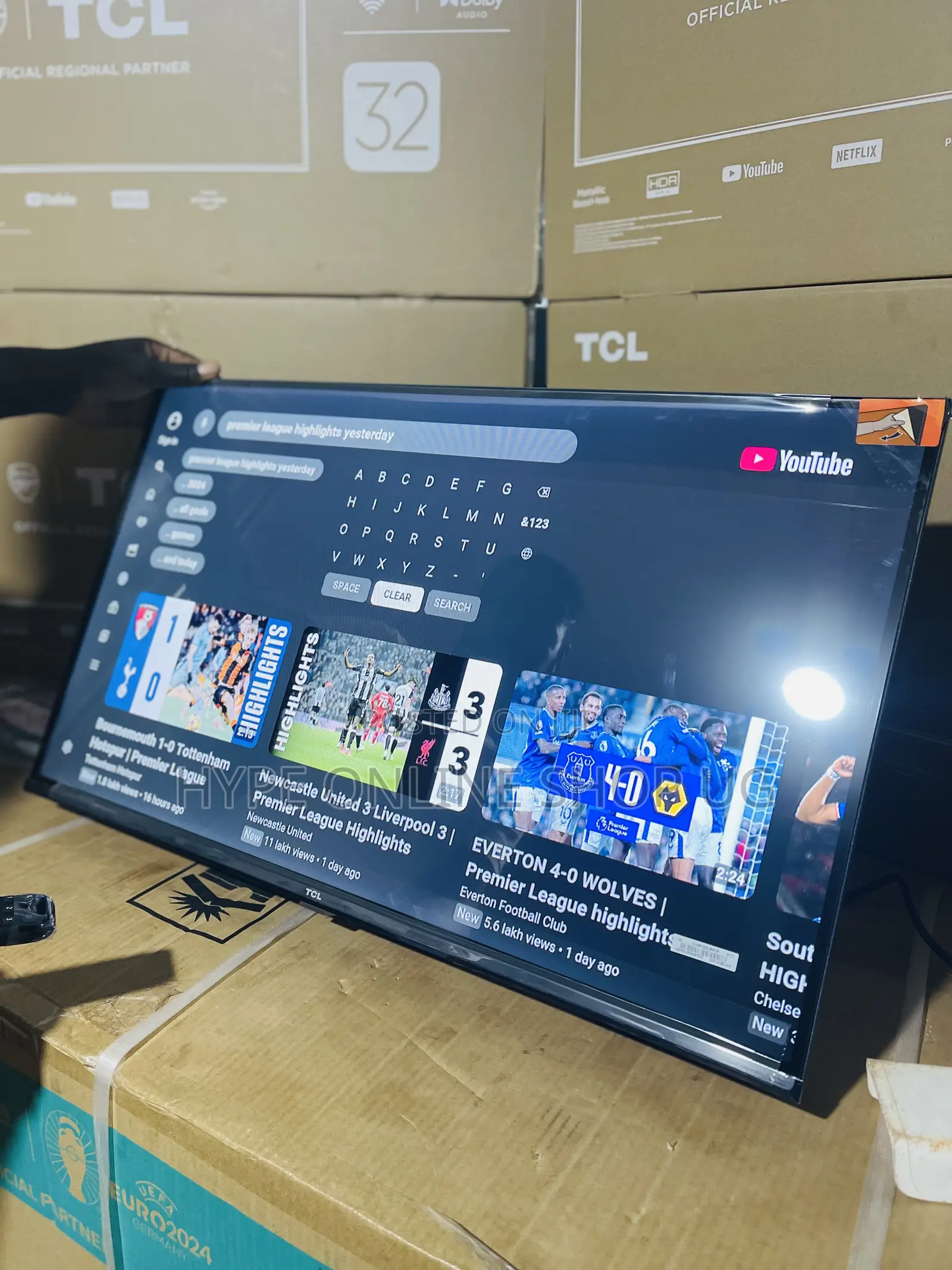 High Quality Smart TCL Tv at 420000