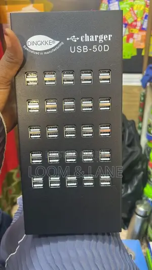 Intelligent USB Charging Station With 50 Ports