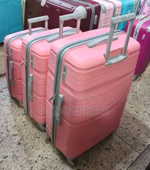 Full Set of Suit Cases (3 Pieces )