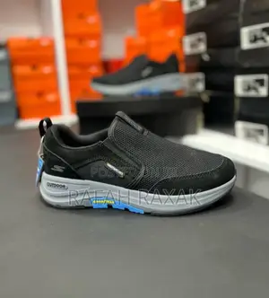 Skechers Go Walk Casual Light Weight Sneakers