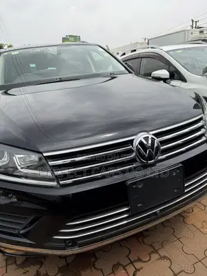 Volkswagen Touareg V6 Lux AWD 4MOTION 2015 Black