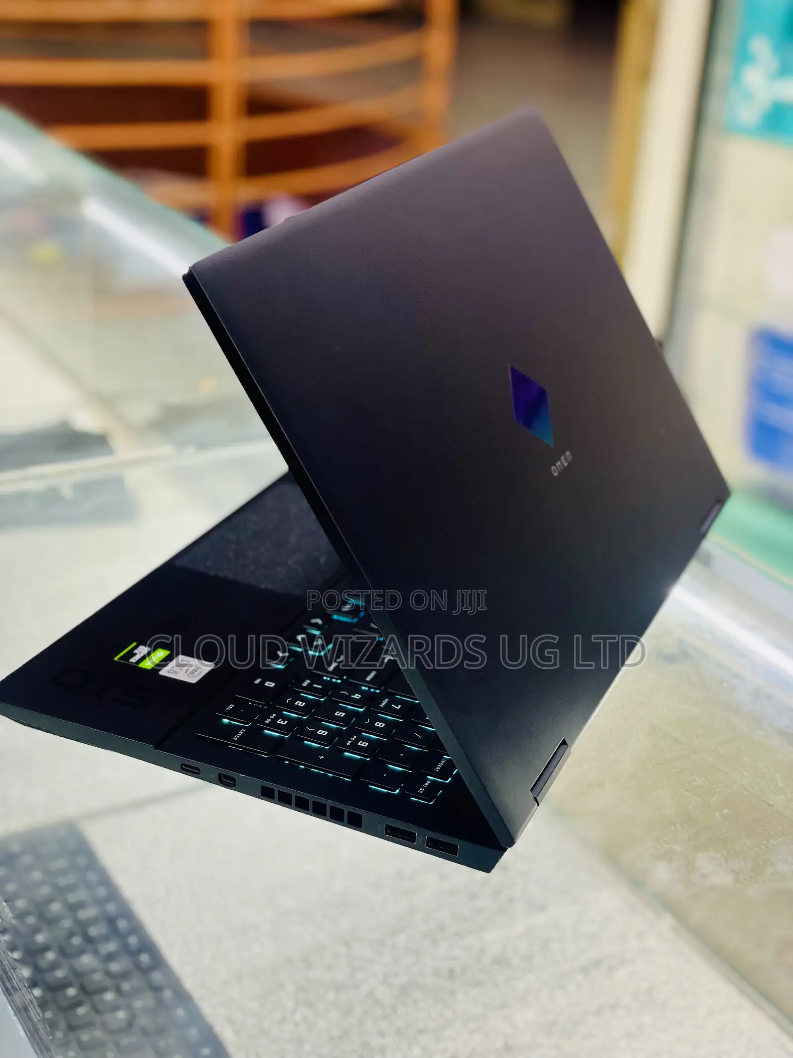Laptop HP Omen 15 16GB Intel Core I5 HDD+SSD 512GB